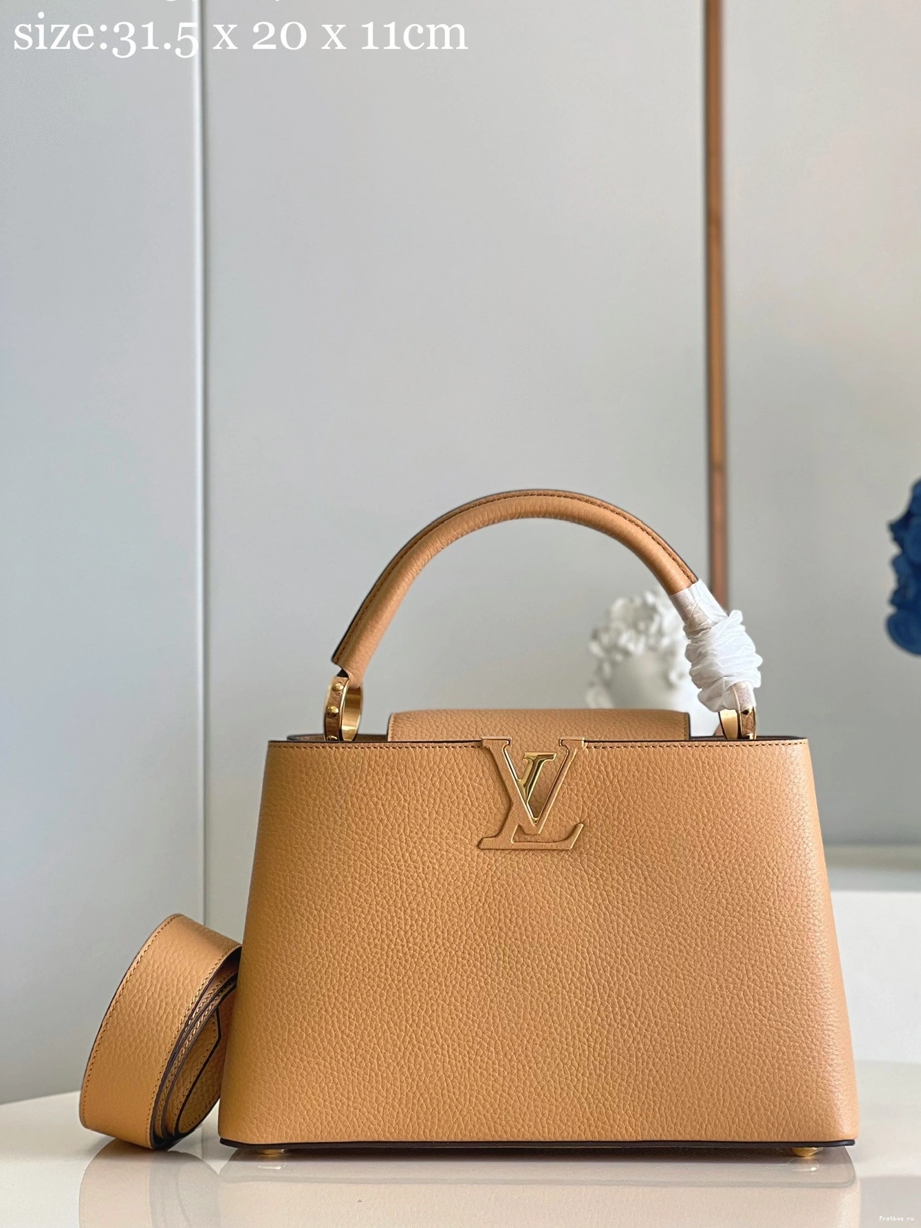 Frstbag ru LOUIS CAPUCINES BB VUITTON 0816